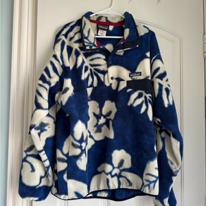 Patagonia Synchilla Blue and White Fleece Pullover Size L